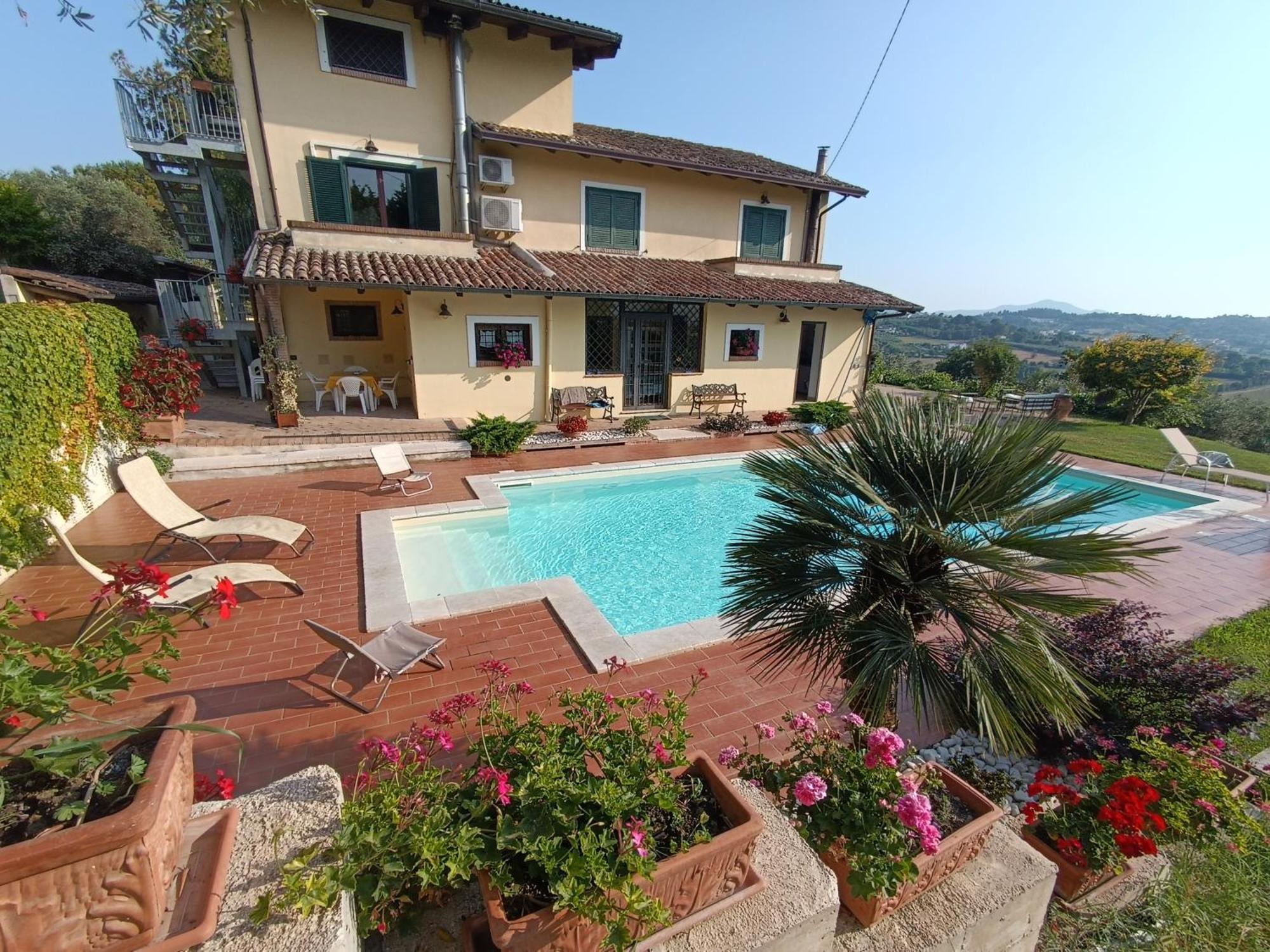 Santa Lucia B&B Caiazzo Екстер'єр фото